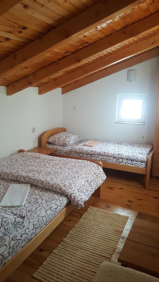 Pansion I Restoran ,, Pogled" Hotel Han Pijesak Exterior photo